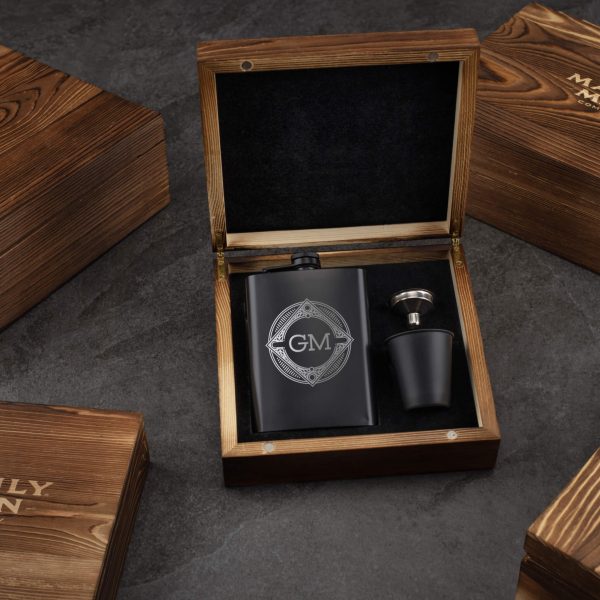 The Classic Flask Gift Set For Cheap